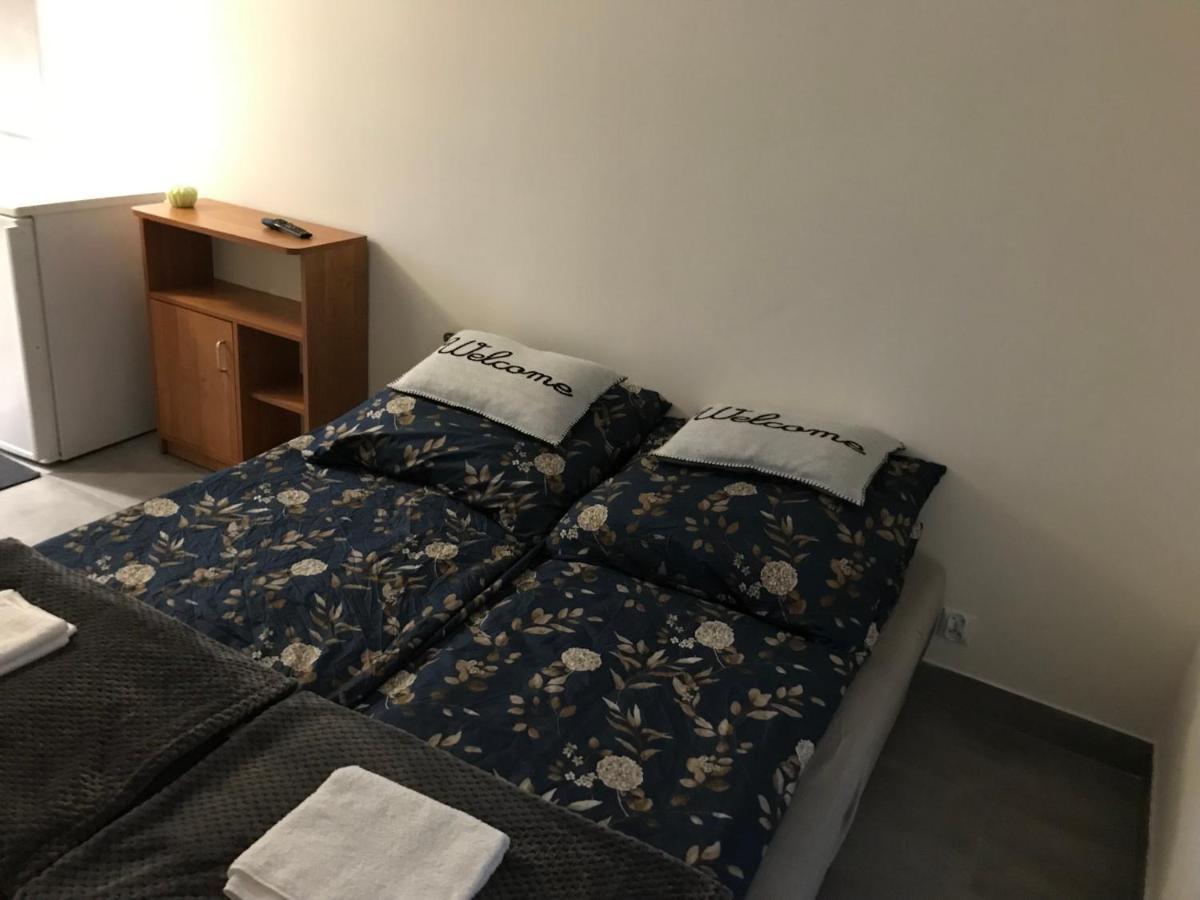 Kris Apartment Kajetany Dış mekan fotoğraf